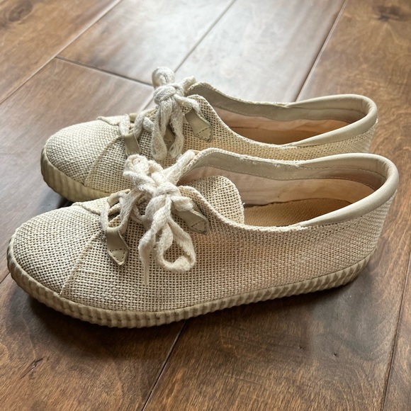 Stuart Weitzman woven espadrille flat - Picture 2 of 6